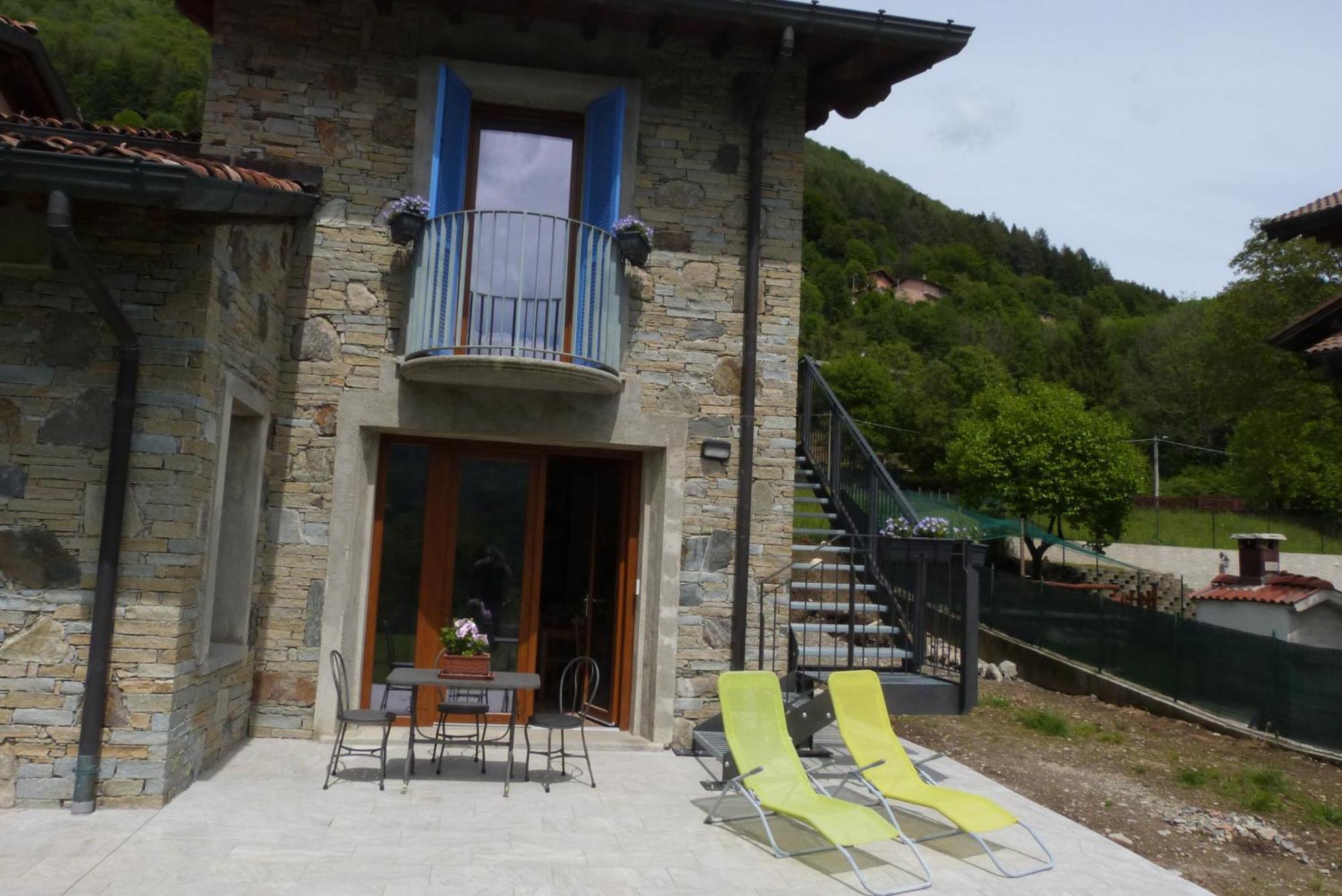 Giardino Tra I Laghi Bed & Breakfast San Fedele Intelvi Exterior photo